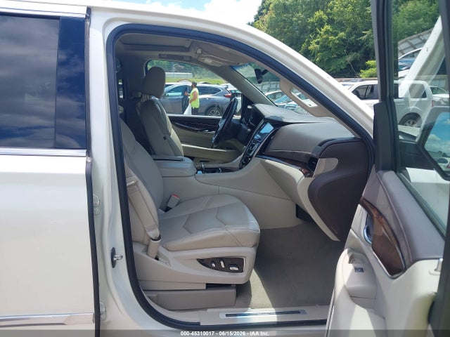 45310017 :رقم المزاد ، 1GYS4MKJ9FR735603 vin ، 2015 Cadillac Escalade Luxury مزاد بيع