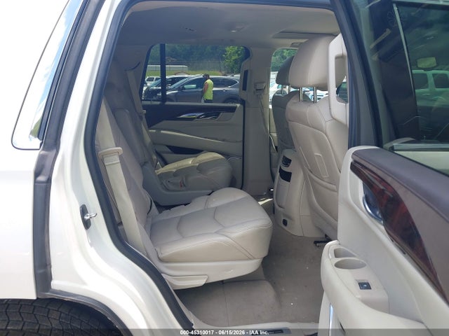 45310017 :رقم المزاد ، 1GYS4MKJ9FR735603 vin ، 2015 Cadillac Escalade Luxury مزاد بيع