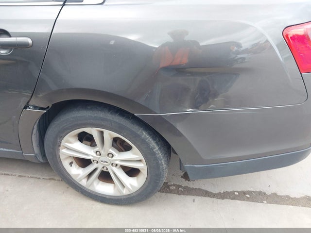 45310031 :رقم المزاد ، 1FAHP2D8XHG110640 vin ، 2017 Ford Taurus Se مزاد بيع