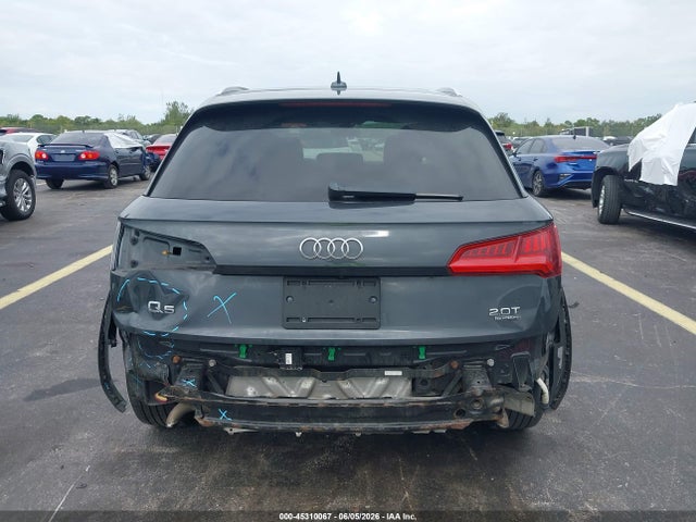 45310067 :رقم المزاد ، WA1ANAFYXJ2202689 vin ، 2018 Audi Q5 2.0t Premium/2.0t Tech Premium مزاد بيع
