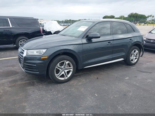 45310067 :رقم المزاد ، WA1ANAFYXJ2202689 vin ، 2018 Audi Q5 2.0t Premium/2.0t Tech Premium مزاد بيع