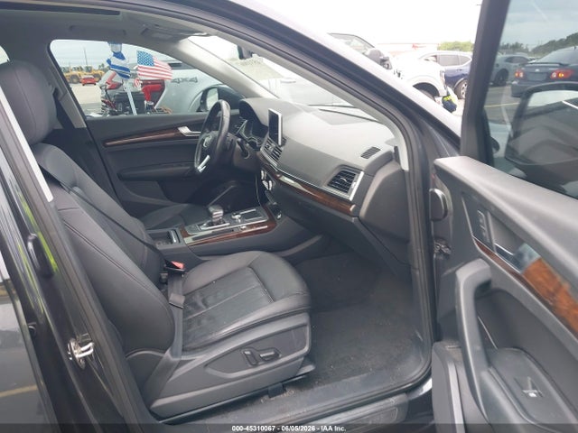 45310067 :رقم المزاد ، WA1ANAFYXJ2202689 vin ، 2018 Audi Q5 2.0t Premium/2.0t Tech Premium مزاد بيع