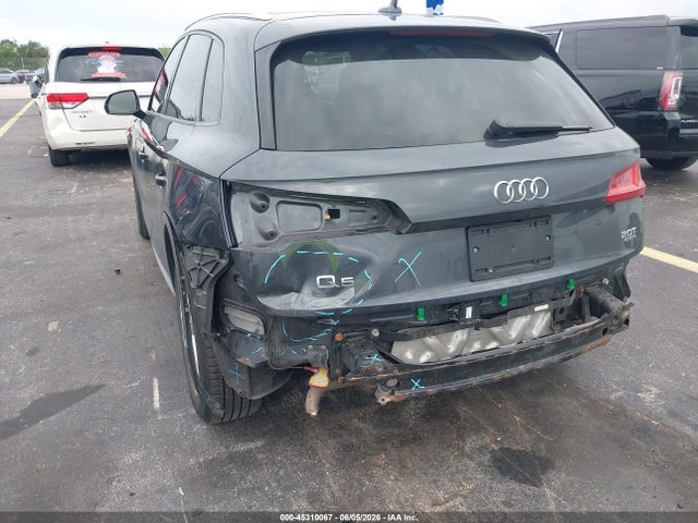 45310067 :رقم المزاد ، WA1ANAFYXJ2202689 vin ، 2018 Audi Q5 2.0t Premium/2.0t Tech Premium مزاد بيع