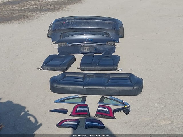 Tesla Model 3 Long Range/mid Range 2018 5YJ3E1EA2JF102098 Image 12