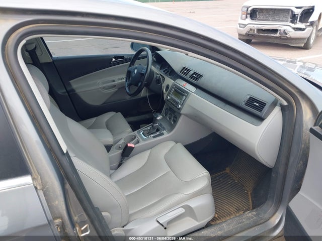 2007 Volkswagen Passat 2.0t Wolfsburg Edition მანქანა იყიდება აუქციონზე, vin: WVWAK73C97P134035, აუქციონის ნომერი: 45310131