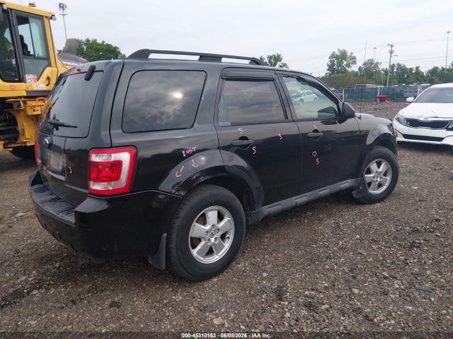 Продажа на аукционе авто 2011 Ford Escape Xlt, vin: 1FMCU9DG4BKA67183, номер лота: 45310163