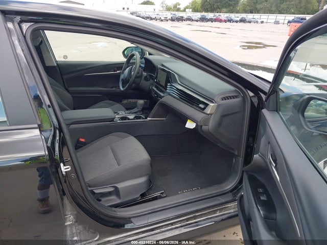 Продаж на аукціоні авто 2026 Toyota Camry Le, vin: 4T1DAACK9TU702781, номер лоту: 45310224