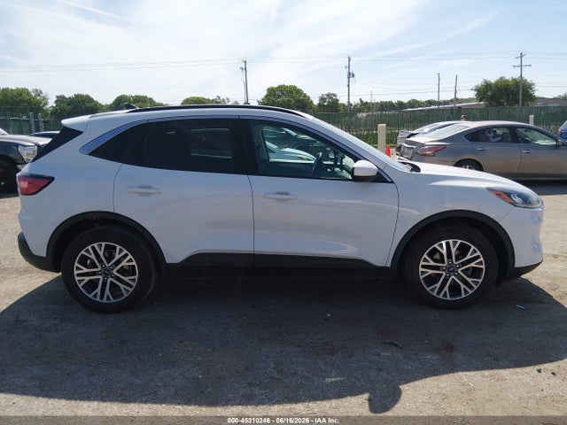 1FMCU0CZXMUA73446 Ford Escape Sel Hybrid