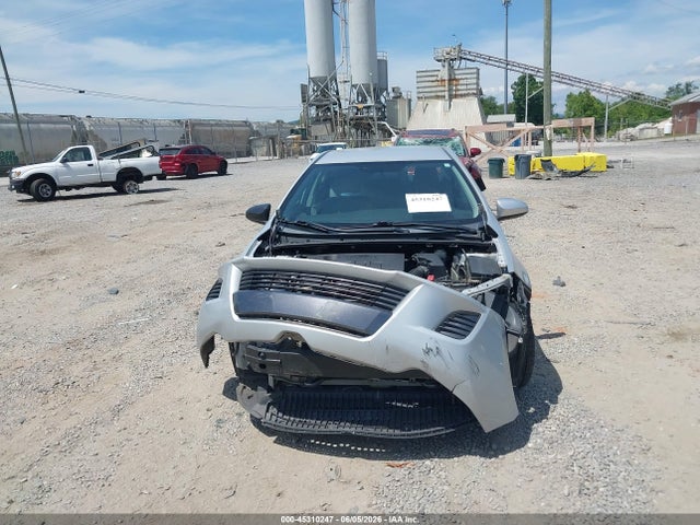 2T1BURHE0FC446777 Toyota COROLLA LE