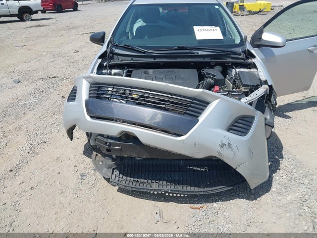 2T1BURHE0FC446777 Toyota COROLLA LE