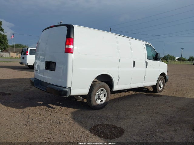 1GCWGAFP4L1179383 Chevrolet Express Cargo Rwd 2500 Regular Wheelbase Wt
