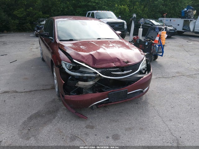 2015 Chrysler 200 Limited მანქანა იყიდება აუქციონზე, vin: 1C3CCCAB0FN698082, აუქციონის ნომერი: 45310264