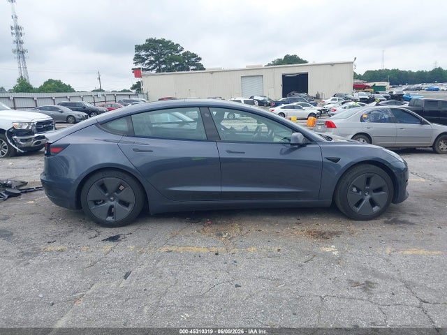 Tesla Model 3 Rear-wheel Drive 2023 5YJ3E1EA5PF705622 Image 12