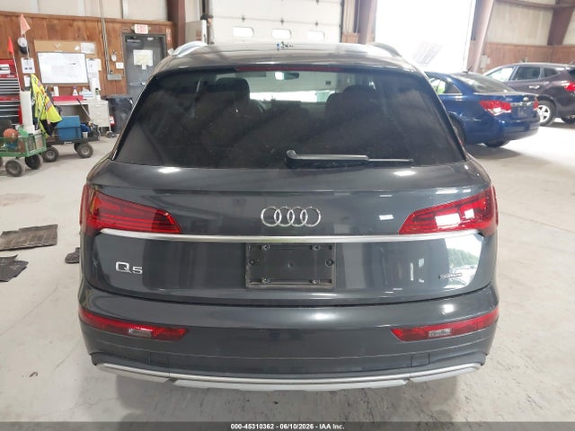2021 Audi Q5 Premium 45 Tfsi Quattro S Tronic მანქანა იყიდება აუქციონზე, vin: WA1AAAFY4M2031695, აუქციონის ნომერი: 45310362