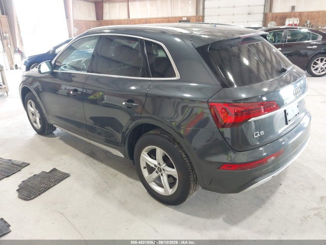 2021 Audi Q5 Premium 45 Tfsi Quattro S Tronic მანქანა იყიდება აუქციონზე, vin: WA1AAAFY4M2031695, აუქციონის ნომერი: 45310362