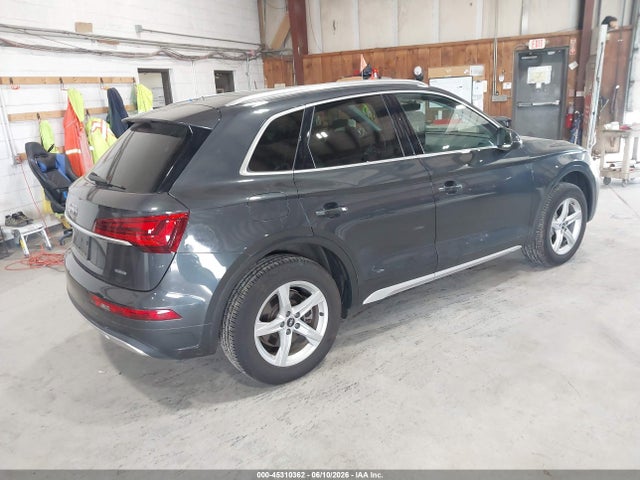 2021 Audi Q5 Premium 45 Tfsi Quattro S Tronic მანქანა იყიდება აუქციონზე, vin: WA1AAAFY4M2031695, აუქციონის ნომერი: 45310362