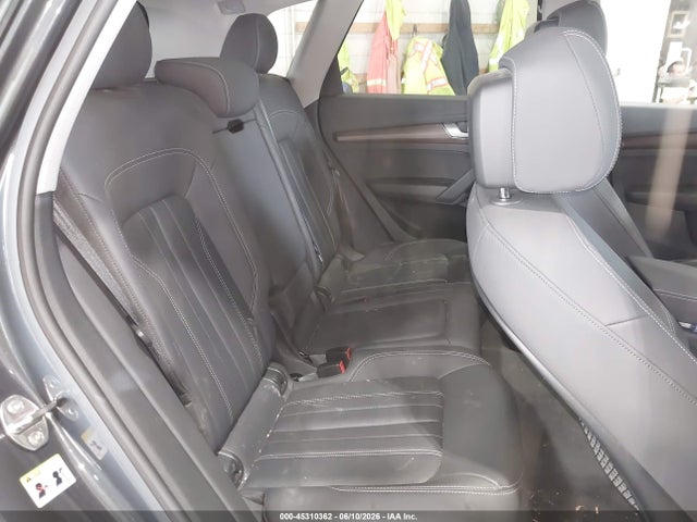 2021 Audi Q5 Premium 45 Tfsi Quattro S Tronic მანქანა იყიდება აუქციონზე, vin: WA1AAAFY4M2031695, აუქციონის ნომერი: 45310362