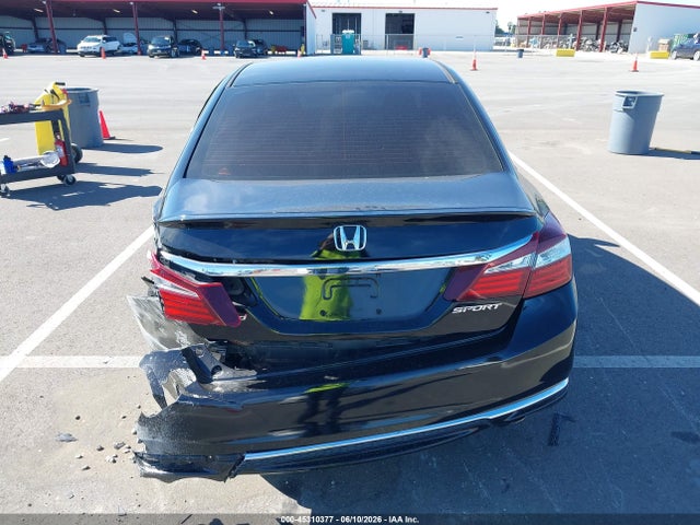 45310377 :رقم المزاد ، 1HGCR2F54HA275072 vin ، 2017 Honda Accord Sport مزاد بيع