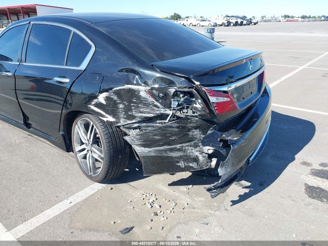 45310377 :رقم المزاد ، 1HGCR2F54HA275072 vin ، 2017 Honda Accord Sport مزاد بيع