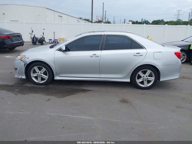 Aukcja sprzedaży 2014 Toyota Camry Se, vin: 4T1BF1FK2EU737573, numer aukcji: 45310416