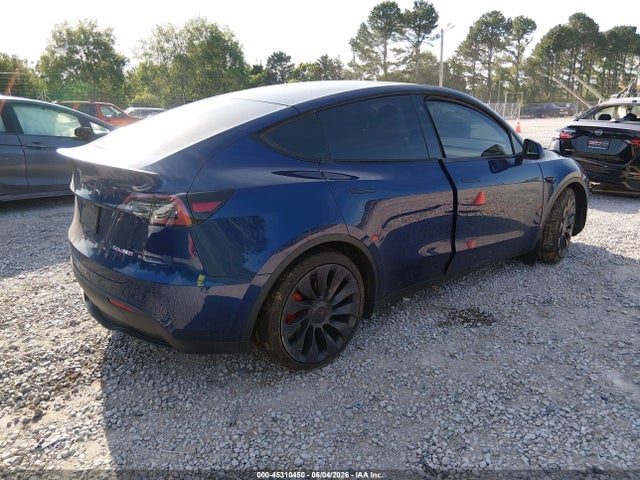 45310450 :رقم المزاد ، 7SAYGDEF7NF310239 vin ، 2022 Tesla Model Y Performance Dual Motor All-wheel Drive مزاد بيع