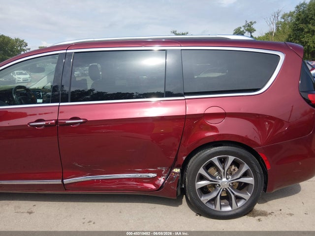 Auction sale of the 2017 Chrysler Pacifica Limited, vin: 2C4RC1GGXHR804718, lot number: 45310482