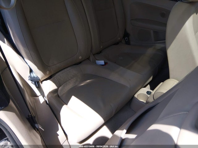 Продажа на аукционе авто 2016 Volkswagen Beetle, vin: 3VWJ07AT5GM635497, номер лота: 45310486