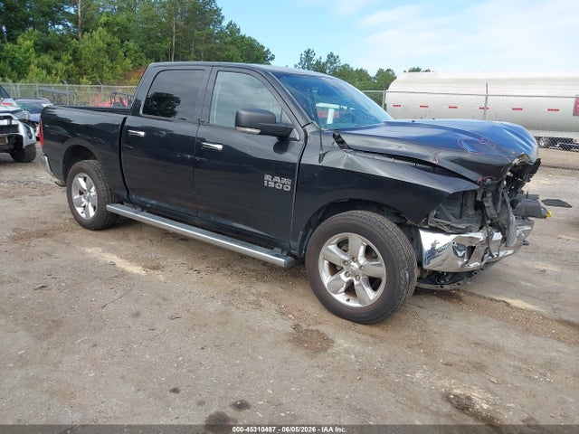 45310487 :رقم المزاد ، 1C6RR7LG7HS589277 vin ، 2017 Ram 1500 Big Horn  4x4 5'7 Box مزاد بيع