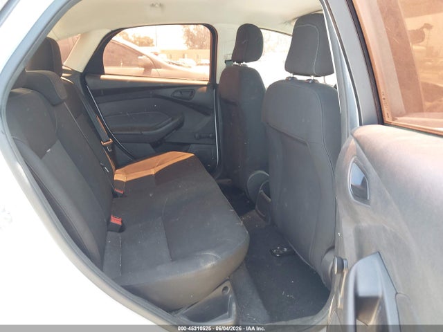 1FADP3E29FL385774 Ford FOCUS S