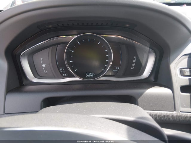 2016 Volvo Xc60 T6 Drive-e Platinum მანქანა იყიდება აუქციონზე, vin: YV449MRM0G2904298, აუქციონის ნომერი: 45310538
