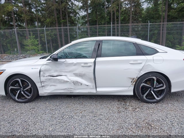 1HGCV3F29NA030643 Honda Accord Hybrid Sport