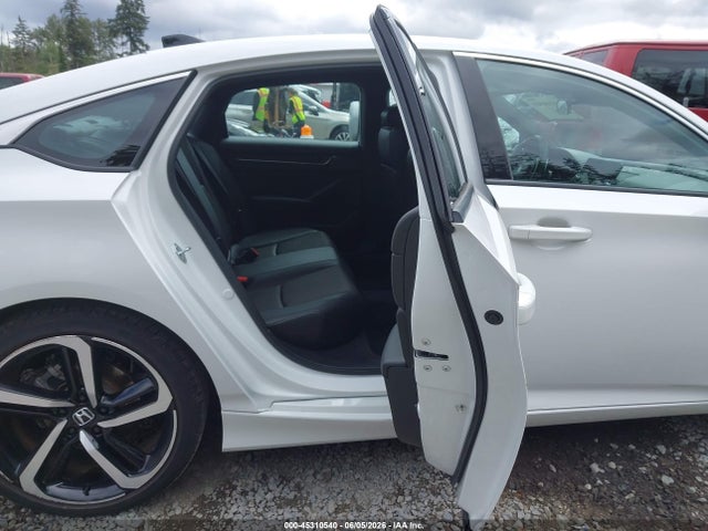 1HGCV3F29NA030643 Honda Accord Hybrid Sport