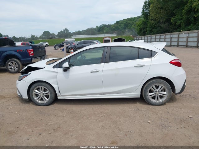 45310554 :رقم المزاد ، 3G1BE6SM8JS653045 vin ، 2018 Chevrolet Cruze Lt Auto مزاد بيع