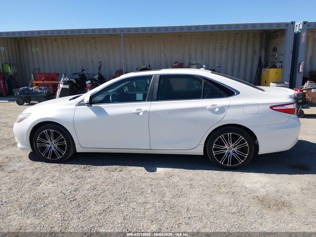 2016 Toyota Camry Se მანქანა იყიდება აუქციონზე, vin: 4T1BF1FK5GU545471, აუქციონის ნომერი: 45310565