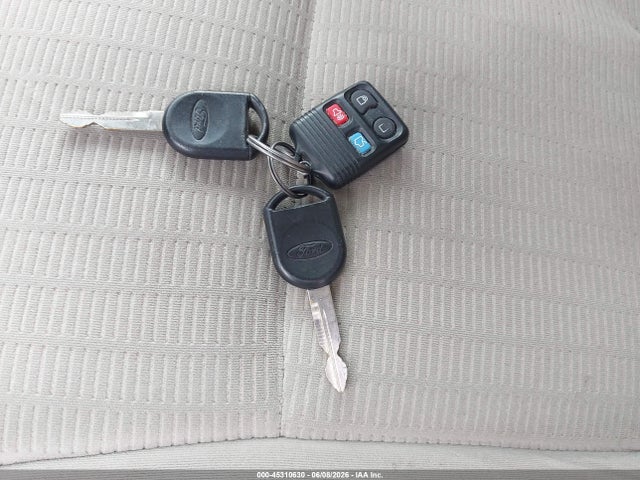 45310630 :رقم المزاد ، 1FMEU73E18UB21825 vin ، 2008 Ford Explorer Xlt مزاد بيع