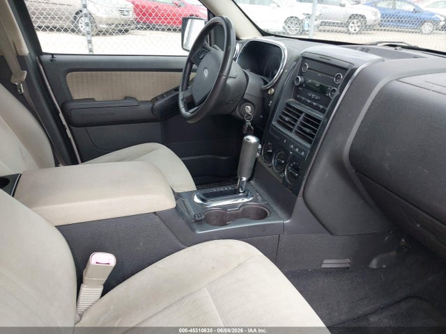 45310630 :رقم المزاد ، 1FMEU73E18UB21825 vin ، 2008 Ford Explorer Xlt مزاد بيع