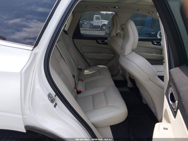 45310642 :رقم المزاد ، YV4A22RK5L1441651 vin ، 2020 Volvo Xc60 T6 Momentum مزاد بيع