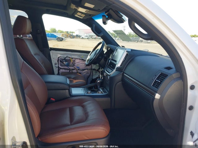 Aukcja sprzedaży 2018 Toyota Land Cruiser V8, vin: JTMCY7AJ4J4074084, numer aukcji: 45310690