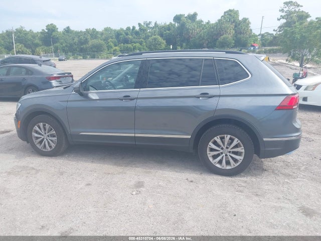 Продажа на аукционе авто 2018 Volkswagen Tiguan 2.0t Se/2.0t Sel, vin: 3VV2B7AX0JM151394, номер лота: 45310704