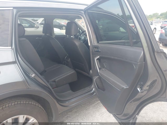 45310704 :رقم المزاد ، 3VV2B7AX0JM151394 vin ، 2018 Volkswagen Tiguan 2.0t Se/2.0t Sel مزاد بيع