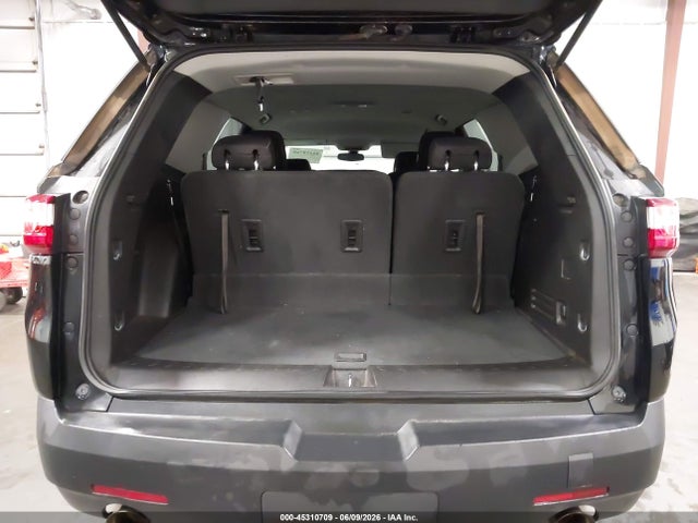 45310709 :رقم المزاد ، 1GNEVFKW8JJ283536 vin ، 2018 Chevrolet Traverse Ls مزاد بيع