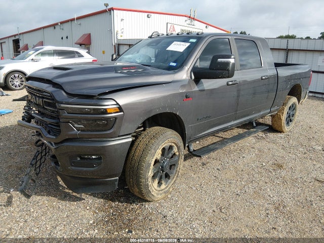 3C6UR5NL4SG517055 RAM 2500 Laramie 4x4 6&#039;4 Box