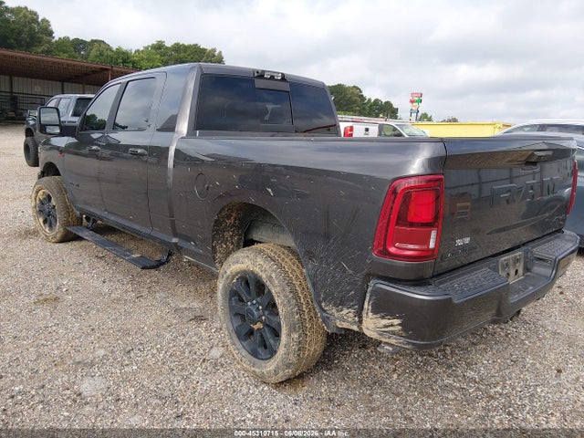 3C6UR5NL4SG517055 RAM 2500 Laramie 4x4 6&#039;4 Box