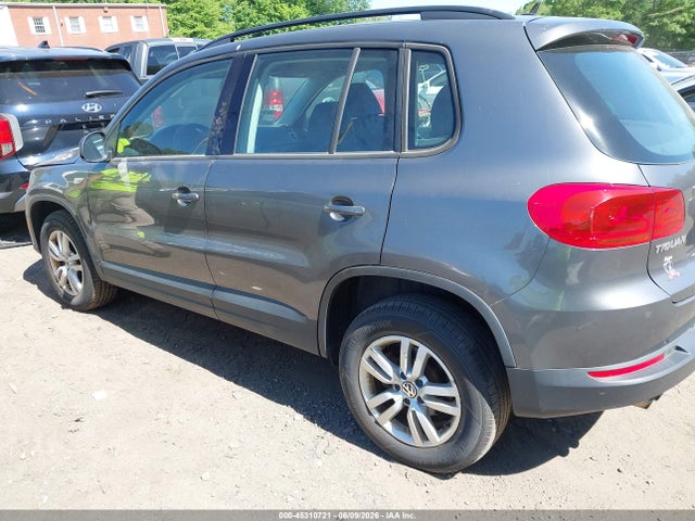 2016 Volkswagen Tiguan S მანქანა იყიდება აუქციონზე, vin: WVGBV7AX5GW599673, აუქციონის ნომერი: 45310721