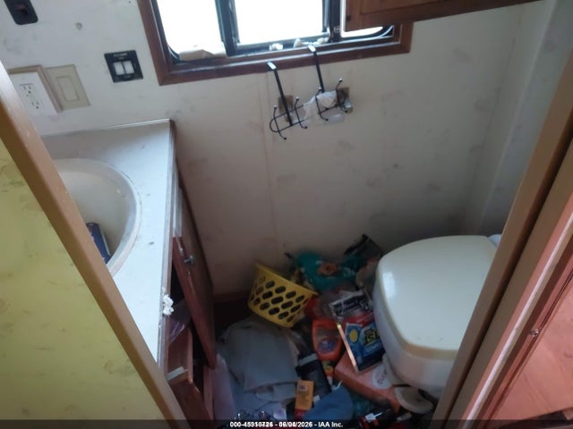 Продажа на аукционе авто 1991 Carriage Fifth Wheel, vin: 16F62B3R9M1009225, номер лота: 45310726