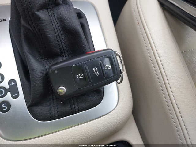 WVGBV7AX0GW609817 Volkswagen Tiguan Sel
