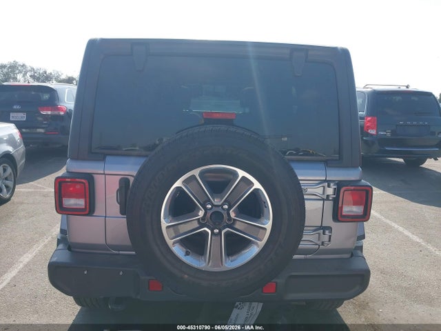 1C4HJXEN3MW592851 Jeep Wrangler Unlimited Sahara 4x4