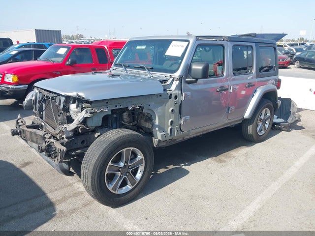 1C4HJXEN3MW592851 Jeep Wrangler Unlimited Sahara 4x4