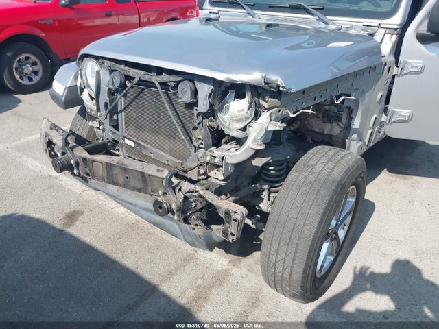 1C4HJXEN3MW592851 Jeep Wrangler Unlimited Sahara 4x4