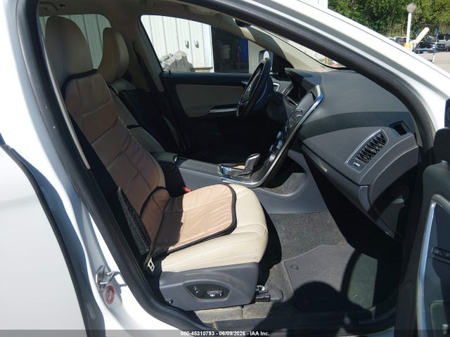 45310793 :رقم المزاد ، YV449MRK9G2872868 vin ، 2016 Volvo Xc60 T6 Drive-e مزاد بيع